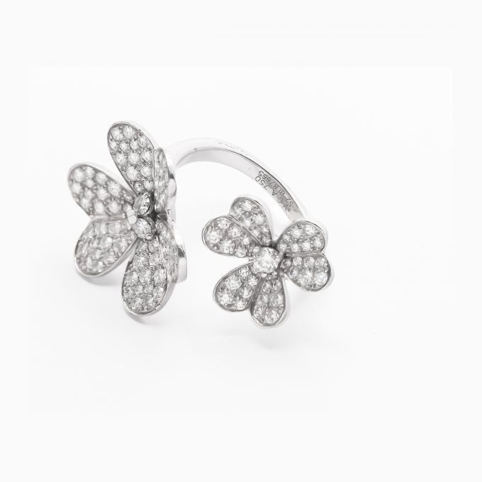 Used Entre les doigts Frivole Van Cleef & Arpels ring: Authenticated Jewel