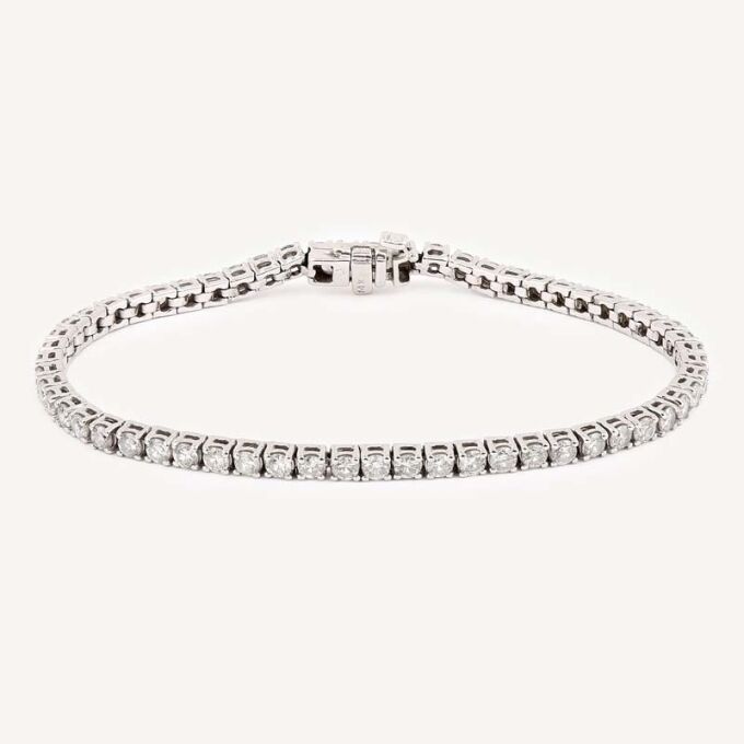 Authenticated second-hand tennis bracelet