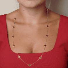 Long necklace Sweet Alhambra 16 Motifs Van Cleef & Arpels second hand: Authentic jewel