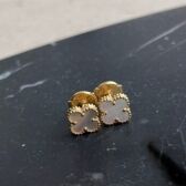 Puces d'oreilles Sweet Alhambra Van Cleef & Arpels d'occasion : Bijou authentifié