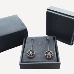 Boucles d'oreilles Rosace Poiray d'occasion : Bijou authentifié