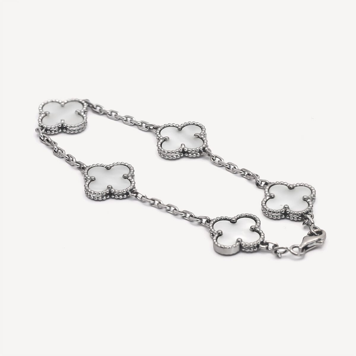 Authentic second hand Van Cleef & Arpels Alhambra bracelet