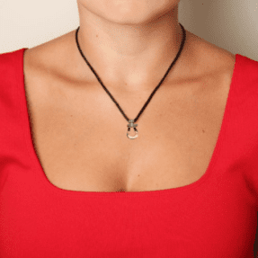Force 10 GM Fred pendant second hand : Authenticated jewel
