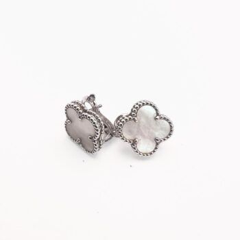 Boucles d'oreilles Vintage Alhambra Van Cleef & Arpels d'occasion : Bijou authentifié