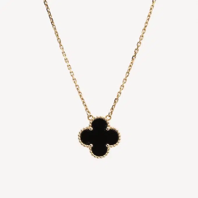Bijou de seconde main : Pendentif Vintage Alhambra Van Cleef & Arpels - Authentifiée avec Certificat d'expertise
