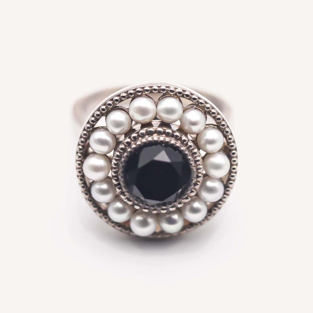 Authentic second hand Tiffany & Co Ziegfeld ring