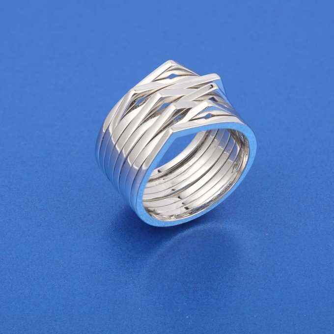Authenticated second-hand Antifer Repossi ring