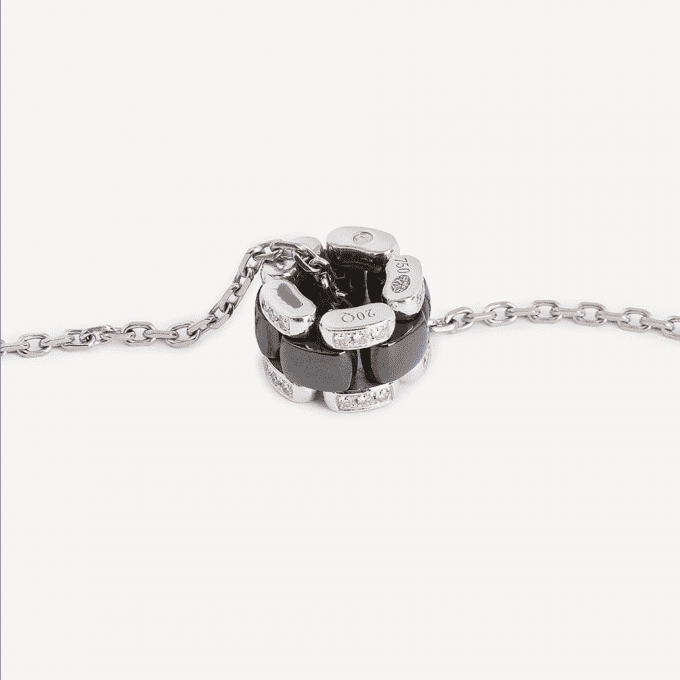 Pre-owned Ultra Chanel pendant : Authenticated jewel