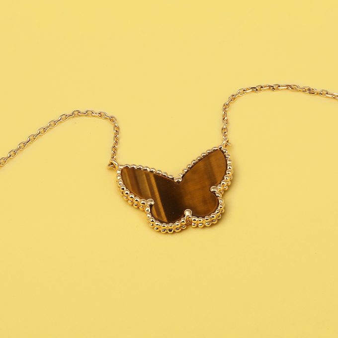 Used Lucky Alhambra Papillon Van Cleef & Arpels necklace: Authentic jewel