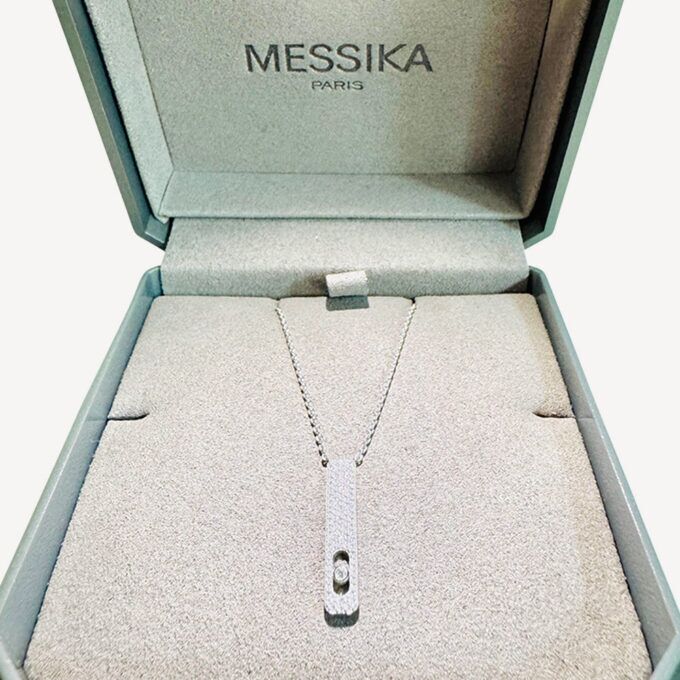 My First Diamond Pavé Messika necklace : Authenticated jewel