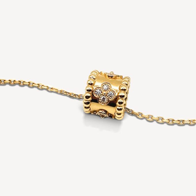 Pendentif Perlée trèfles Van Cleef & Arpels d'occasion : Bijou authentifié