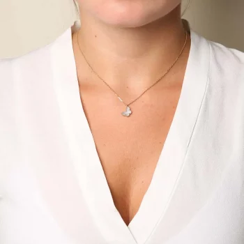 Sweet Alhambra pendant worn by van cleef arpels