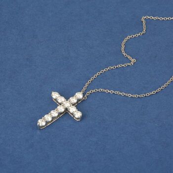 Croix Tiffany & Co pendant : Authenticated jewel