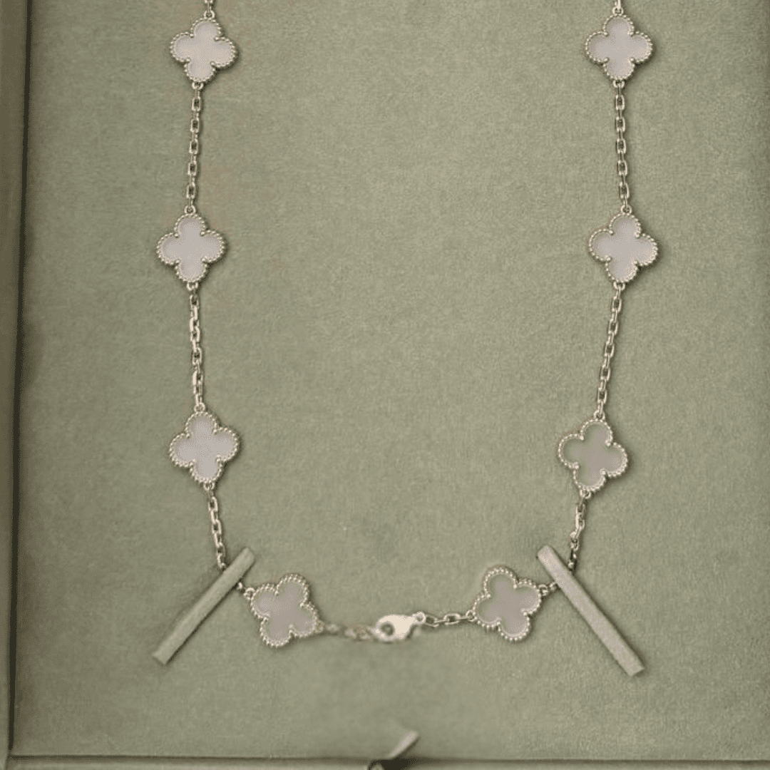 Sautoir Vintage Alhambra Cristal 20 Motifs Van Cleef & Arpels second hand: Authentic jewel