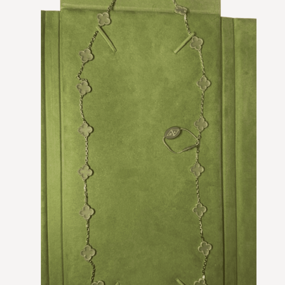 Sautoir Vintage Alhambra Cristal 20 Motifs Van Cleef & Arpels second hand: Authentic jewel