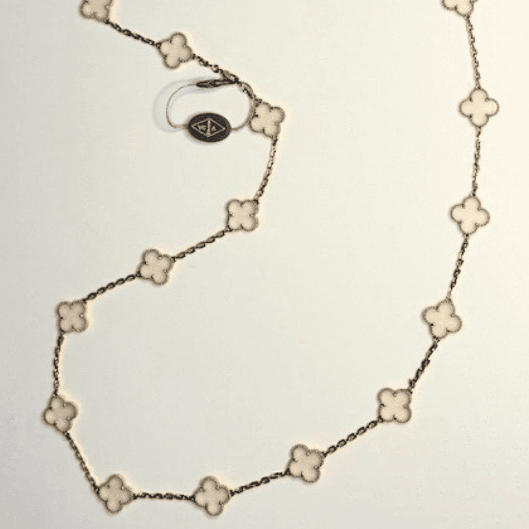 Sautoir Vintage Alhambra Cristal 20 Motifs Van Cleef & Arpels second hand: Authentic jewel